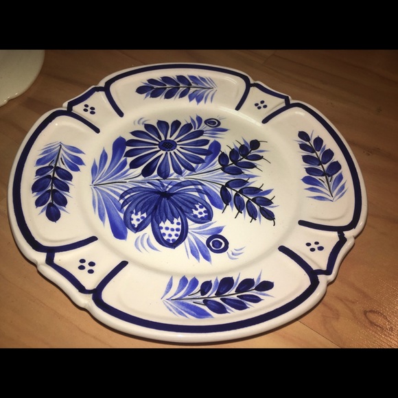 Vintage Quimper Pottery Salad Plates - Picture 9 of 12